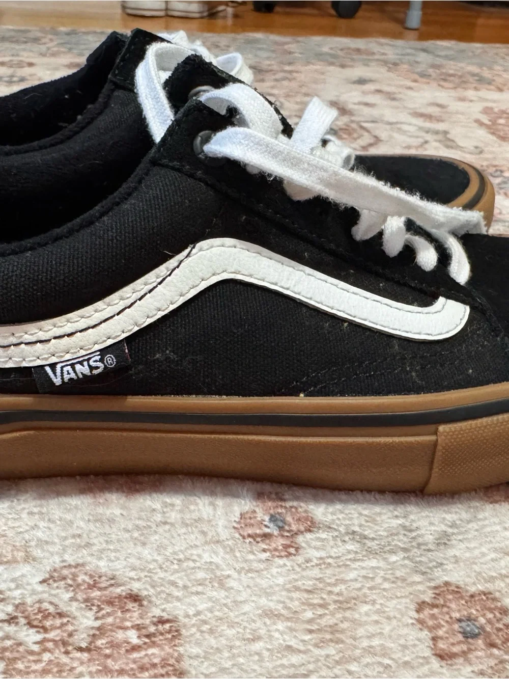Vans Old Skool Black Suede Canvas Gum Sole Sneakers Men’s 6.5 Women’s 8